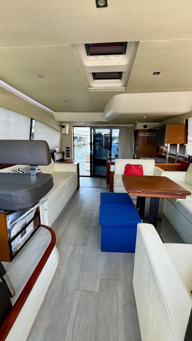60ft Prestige Yacht available in Miami with 1 jet ski included for one hrs for up to 13 Guest. - Image 4